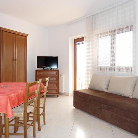 Idila Sea Front Apartments Медулин Екстериор снимка