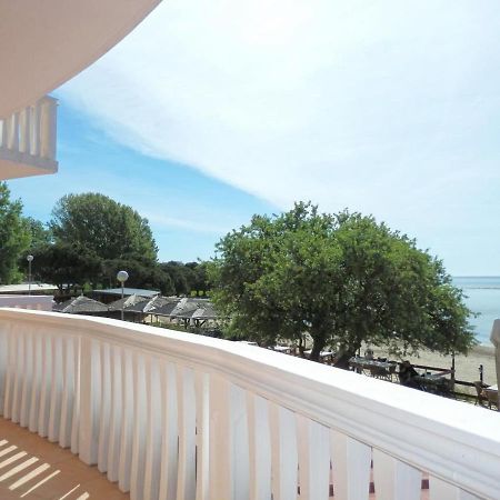 Idila Sea Front Apartments Медулин Екстериор снимка