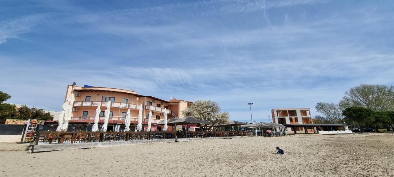 Idila Sea Front Apartments Медулин Екстериор снимка
