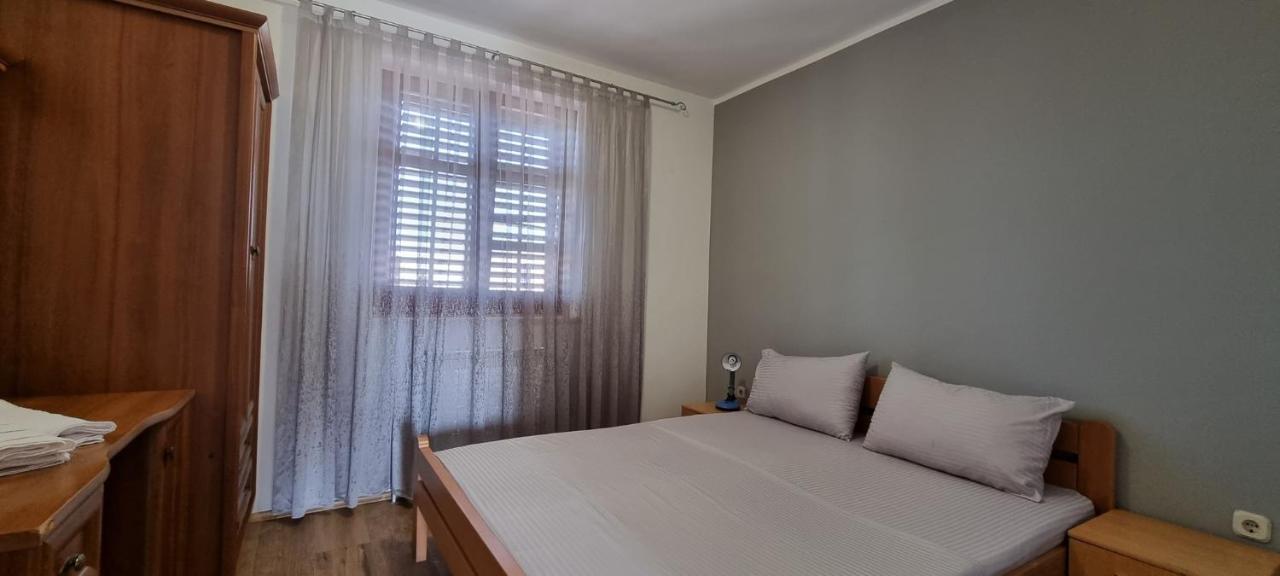 Idila Sea Front Apartments Медулин Екстериор снимка