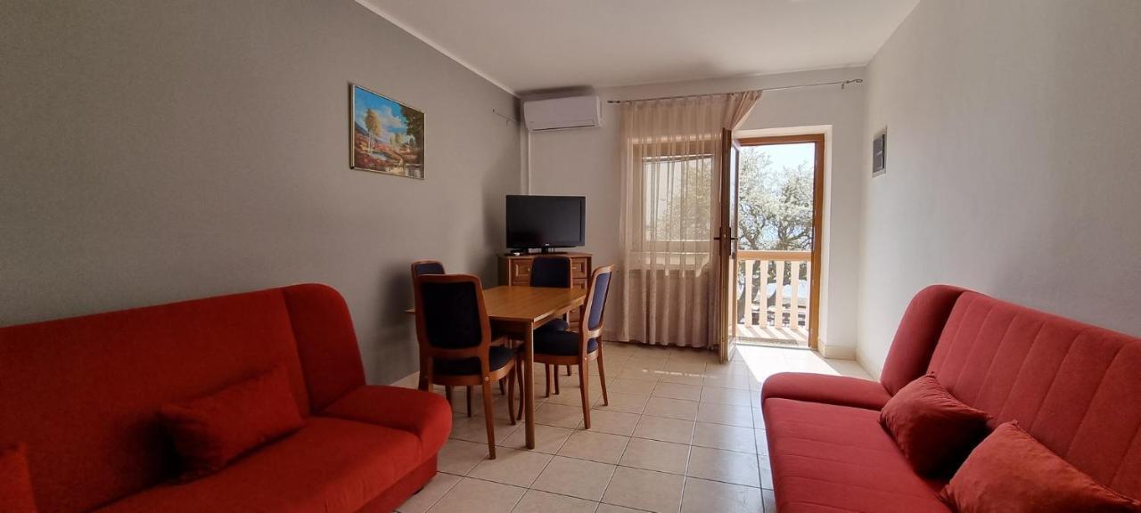Idila Sea Front Apartments Медулин Екстериор снимка
